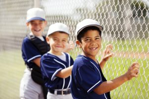 Risks and benefits of early specialization in baseball